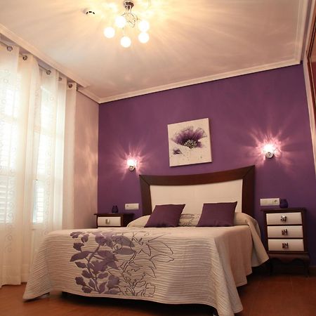 Hostal Avenida تابيرناس المظهر الخارجي الصورة