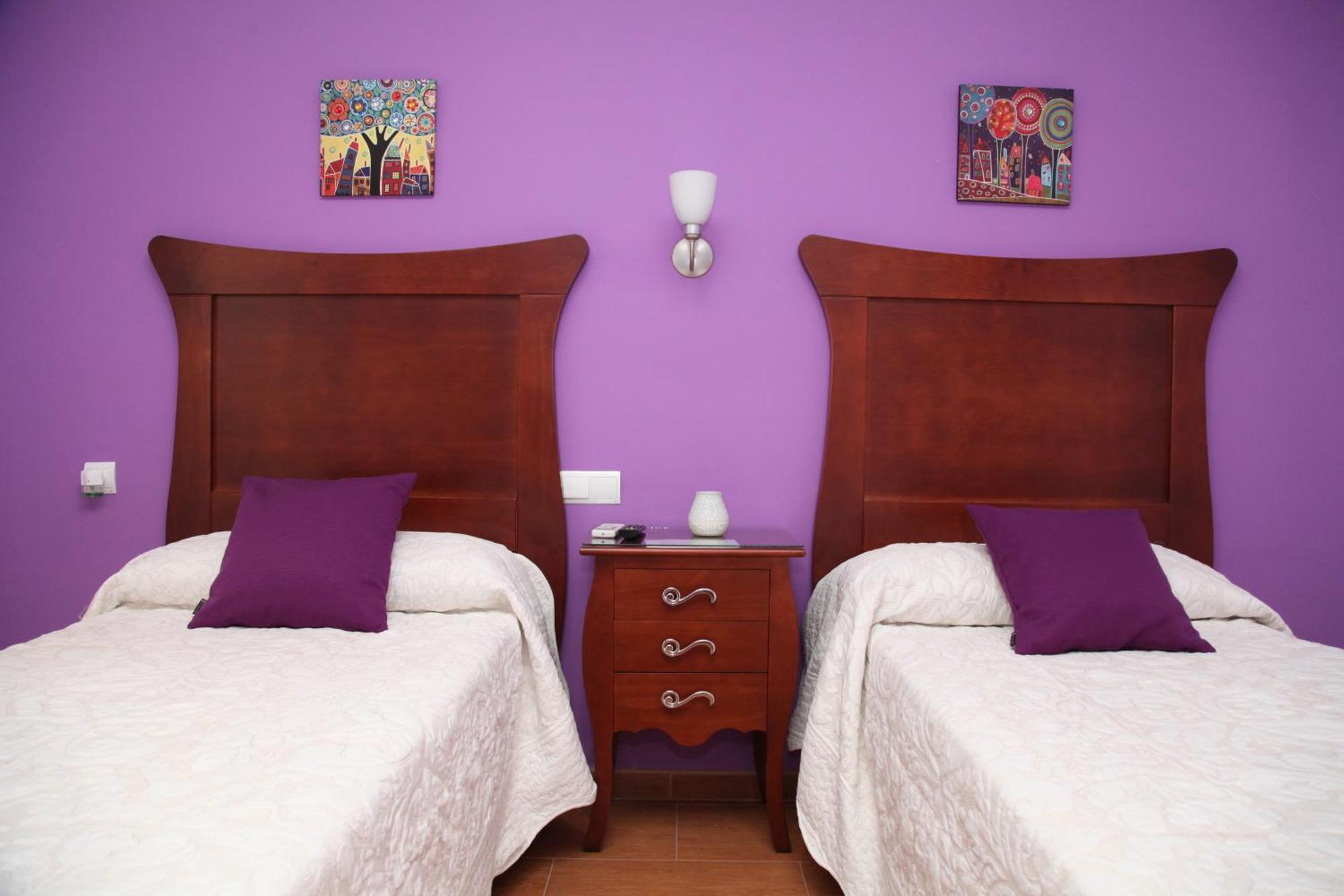 Hostal Avenida تابيرناس المظهر الخارجي الصورة