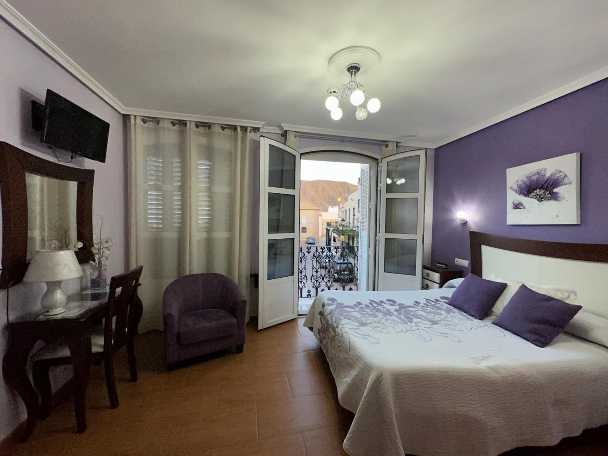 Hostal Avenida تابيرناس المظهر الخارجي الصورة
